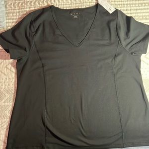 Livi by Lane Bryant active top